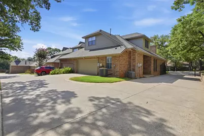 1408 Hampton Road, Grapevine, TX 76051 - Photo 5