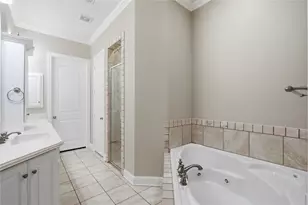 1408 Hampton Rd, Grapevine, TX 76051 - Photo 19