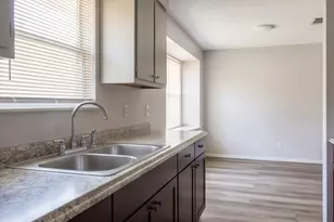 904 S Murray St, McKinney, TX 75069 - Photo 9