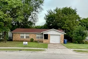 904 S Murray St, McKinney, TX 75069 - Photo 1