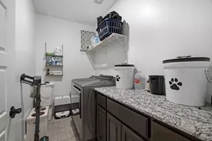 500 River Bank Ct, Granbury, TX 76049 - Photo 19