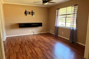 201 Collins Dr, Terrell, TX 75160 - Photo 3