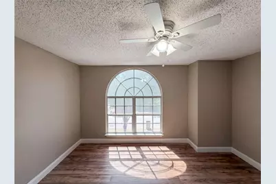 6604 N Chesterfield Drive, Fort Worth, TX 76179 - Photo 15