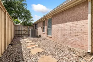 809 Lake Point Cir, McKinney, TX 75072 - Photo 37