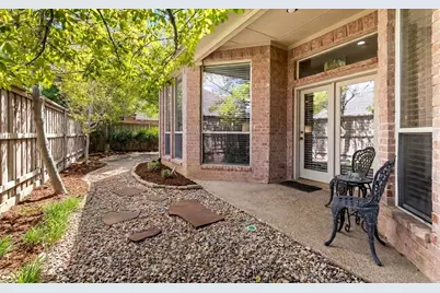 809 Lake Point Circle, McKinney, TX 75072 - Photo 33