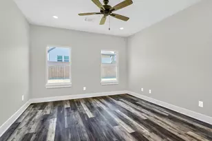 1807 Boxwood Dr, Sherman, TX 75092 - Photo 19