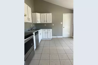 2101 Pennington Drive, Arlington, TX 76014 - Photo 5