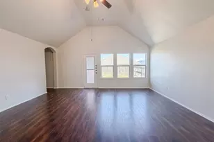 11920 Hassop Ln, Burleson, TX 76028 - Photo 9