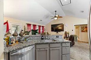 425 Legendary Ln, Gun Barrel City, TX 75156 - Photo 19