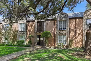4102 Ridglea Country Club Dr, Fort Worth, TX 76126 - Photo 5