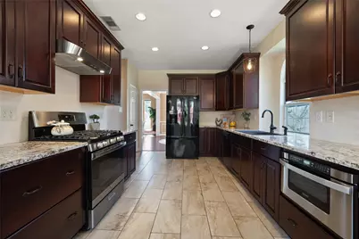 275 Meadowside Drive, Keller, TX 76248 - Photo 11