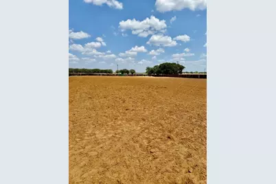 5026 Upper Montague Road, Bowie, TX 76230 - Photo 17
