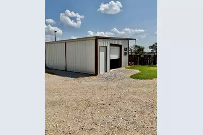 5026 Upper Montague Road, Bowie, TX 76230 - Photo 21