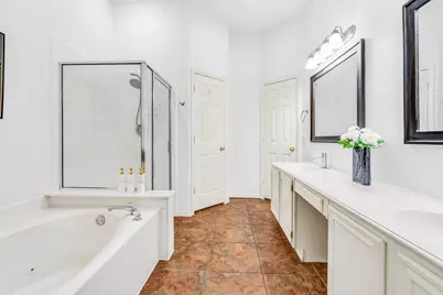 334 Touchdown Drive, Irving, TX 75063 - Photo 29