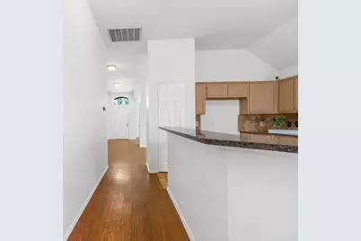 334 Touchdown Drive, Irving, TX 75063 - Photo 7