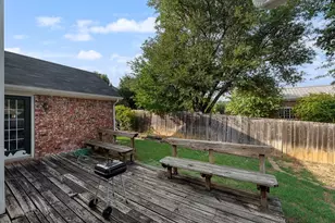 1412 Melody Ln, Carrollton, TX 75006 - Photo 19