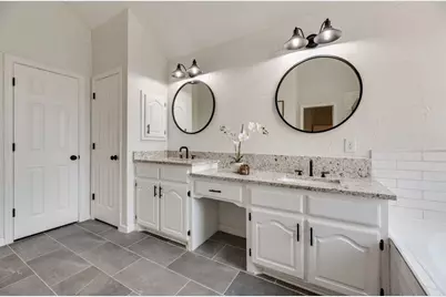 1412 Melody Lane, Carrollton, TX 75006 - Photo 13