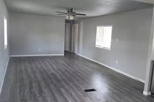3903 Montgomery Dr, Granbury, TX 76049 - Photo 21