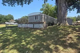 3903 Montgomery Dr, Granbury, TX 76049 - Photo 13
