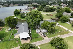 3903 Montgomery Dr, Granbury, TX 76049 - Photo 23