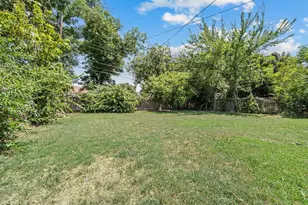 5213 Santa Rosa Dr, Haltom City, TX 76117 - Photo 23