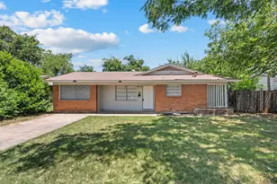5213 Santa Rosa Dr, Haltom City, TX 76117 - Photo 1
