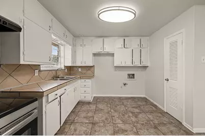 5213 Santa Rosa Drive, Haltom City, TX 76117 - Photo 13