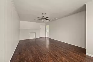 5213 Santa Rosa Dr, Haltom City, TX 76117 - Photo 9