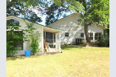 106 N 1st Street W, Dawson, TX 76639 - Photo 9