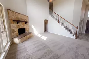 204 Janice Ct, Glenn Heights, TX 75154 - Photo 3