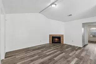 7525 & 7527 Tiffany Meadows Ln, Fort Worth, TX 76140 - Photo 7