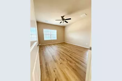 8920 Eastwood Avenue, Cross Roads, TX 76227 - Photo 19