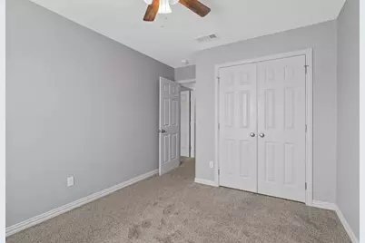 525-527 E Ball Street #525, Tom Bean, TX 75489 - Photo 9