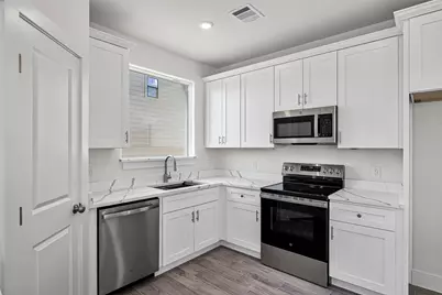 2628 White Rock Drive, Granbury, TX 76048 - Photo 5