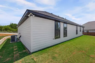 2628 White Rock Drive, Granbury, TX 76048 - Photo 31