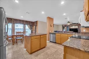 6610 Beryl Dr, Arlington, TX 76002 - Photo 11