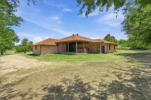 8766 Webb Rd, Ponder, TX 76259 - Photo 37