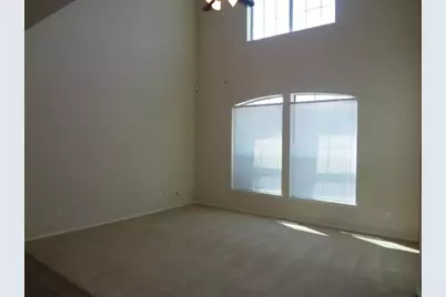 5405 Soledad Drive, Denton, TX 76208 - Photo 3
