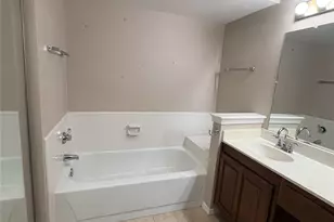 3610 Willowood Dr, Garland, TX 75040 - Photo 15