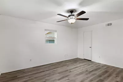 6301 Sydney Drive, Waco, TX 76708 - Photo 17