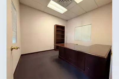 5016 Jacksboro Highway, Sansom Park, TX 76114 - Photo 9