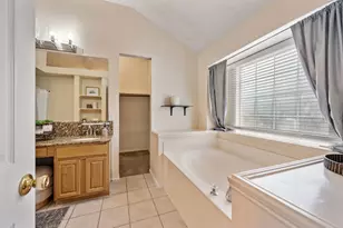 4700 Woodhaven, Haltom City, TX 76137 - Photo 15