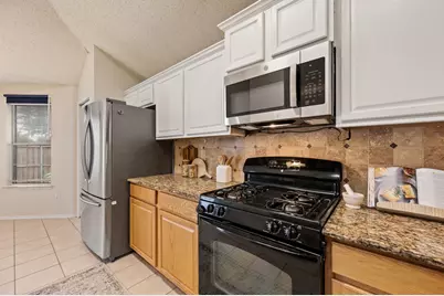 4700 Woodhaven, Haltom City, TX 76137 - Photo 9