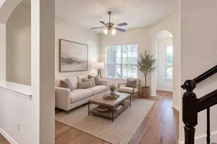 8772 Iron Horse Dr, Irving, TX 75063 - Photo 3