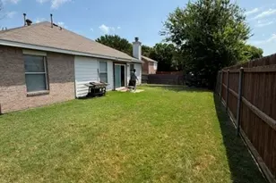 822 Breton Dr, Glenn Heights, TX 75154 - Photo 15