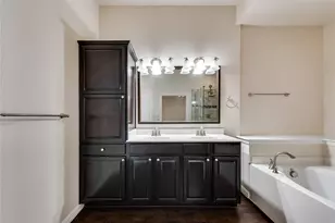 1908 Loma Linda Dr, Irving, TX 75063 - Photo 25