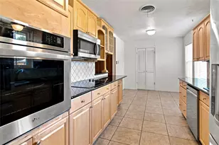 6816 Chickering Rd, Fort Worth, TX 76116 - Photo 9
