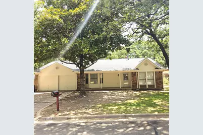5525 Parliament Drive, Arlington, TX 76017 - Photo 1