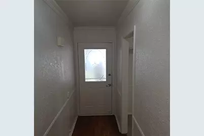 5525 Parliament Drive, Arlington, TX 76017 - Photo 5