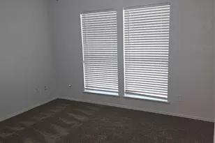5525 Parliament Dr, Arlington, TX 76017 - Photo 17